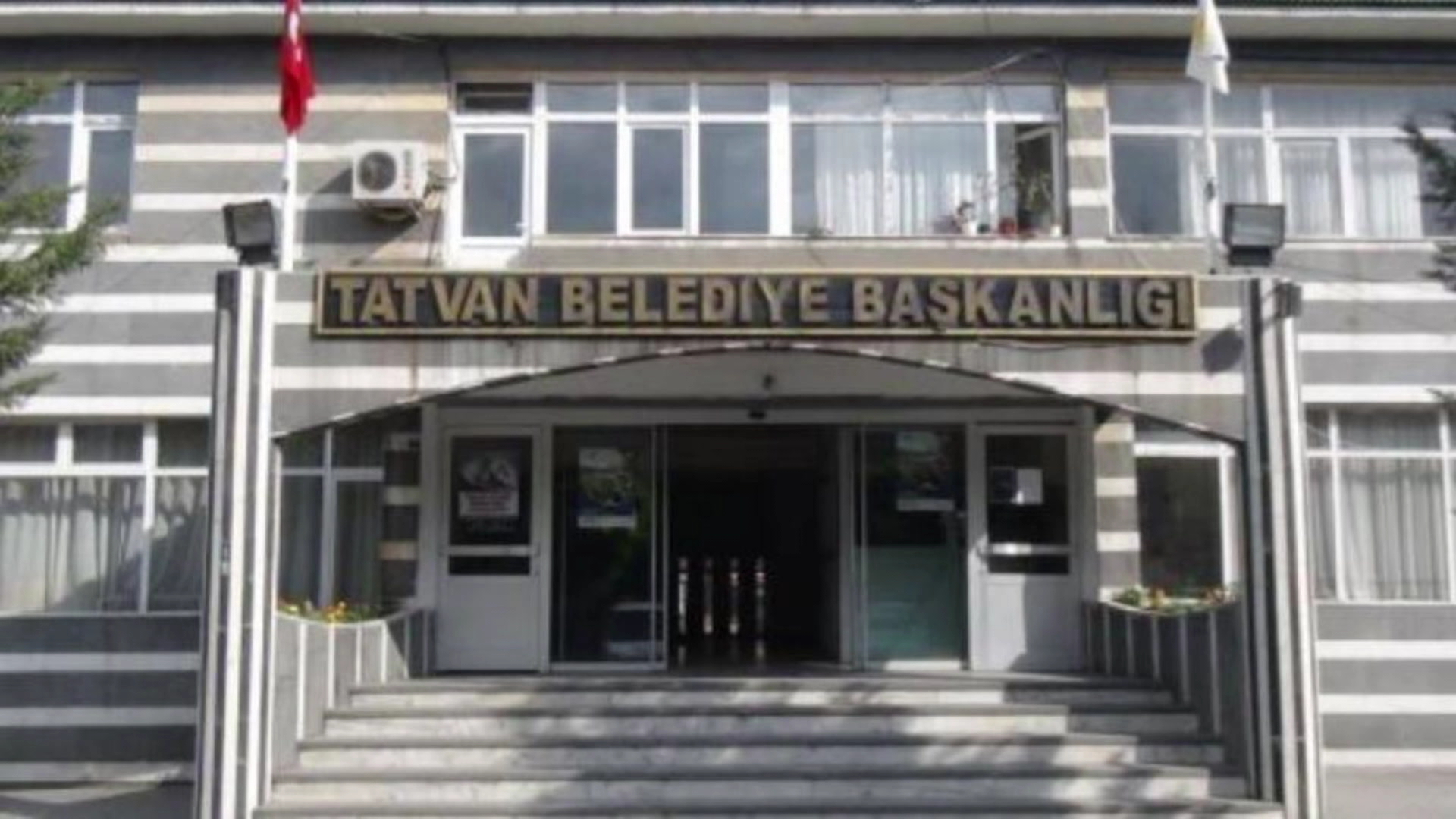 Endamên Ecumena Şaredariyê yên HDPê ji kar dihên dûrxistin